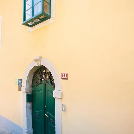 In Old Town Center With Sea View And Parking Daire