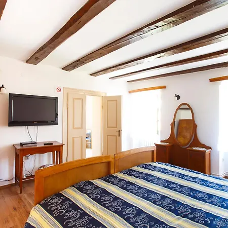 Apartments Villa Kastav In Old Town Center With Sea View And Parking Apartman
