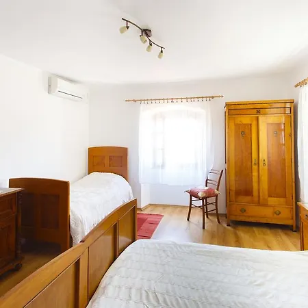 Apartments Villa Kastav In Old Town Center With Sea View And Parking *