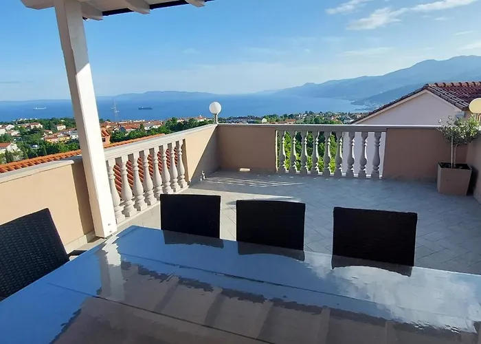 Apartament In Old Town Center With Sea View And Parking Kastav