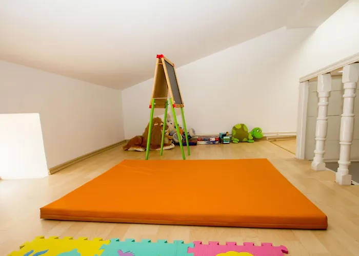 Apartament In Old Town Center With Sea View And Parking *