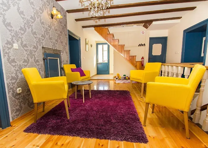 Apartament In Old Town Center With Sea View And Parking
