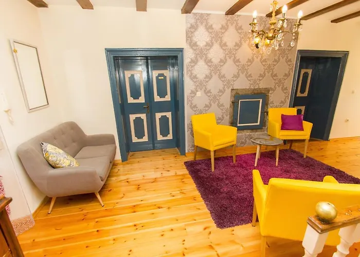 Apartament In Old Town Center With Sea View And Parking