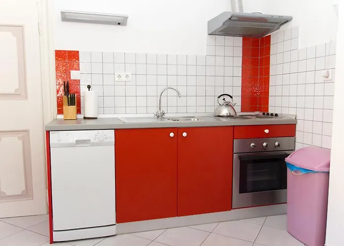 In Old Town Center With Sea View And Parking Apartament Kastav