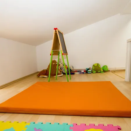 Apartman In Old Town Center With Sea View And Parking *