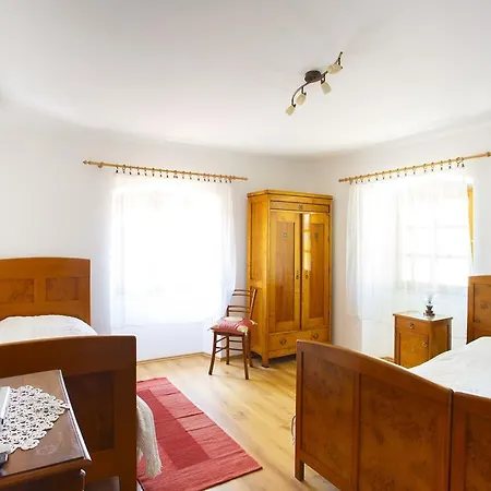 Apartman In Old Town Center With Sea View And Parking *