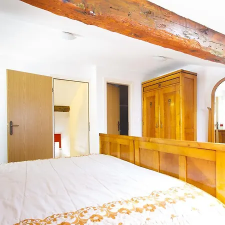 In Old Town Center With Sea View And Parking Apartman *