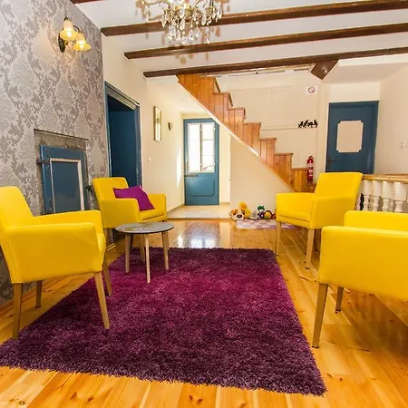Apartman In Old Town Center With Sea View And Parking