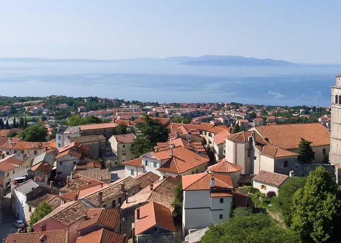 Appartamento In Old Town Center With Sea View And Parking